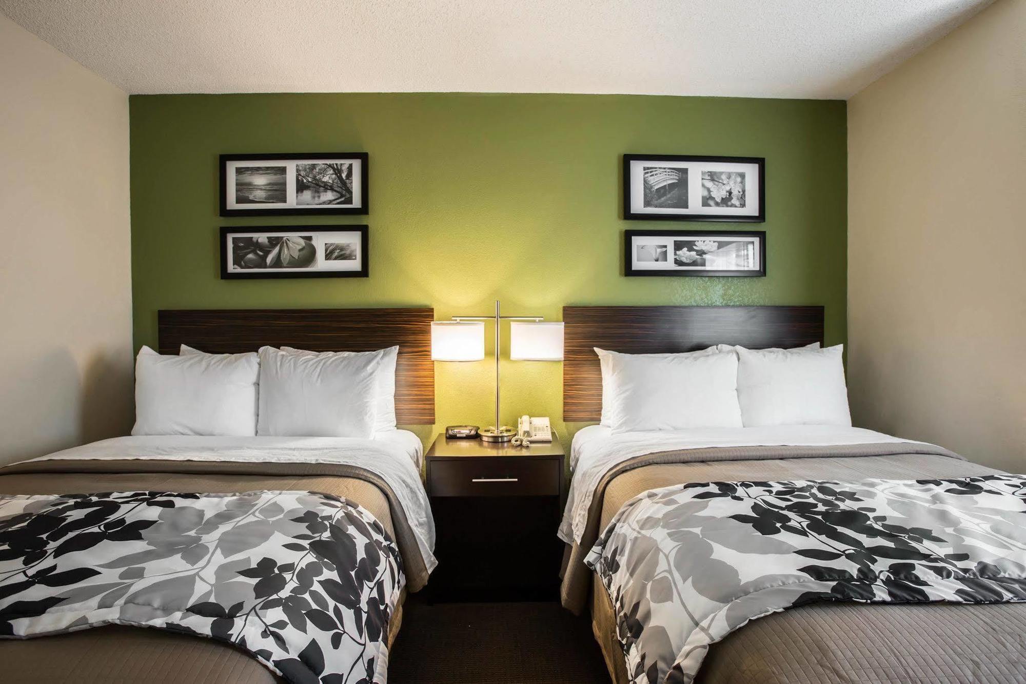 Sleep Inn 2*